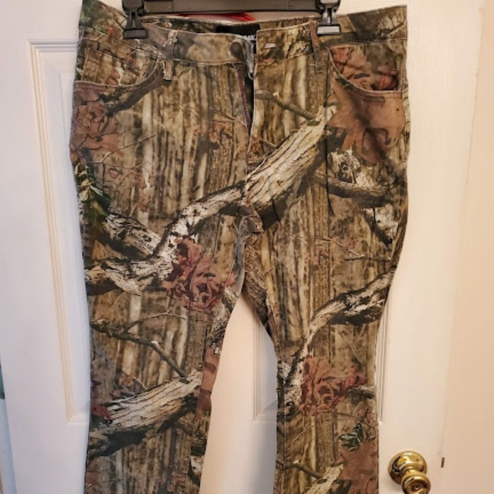 Ladies Camo Pants